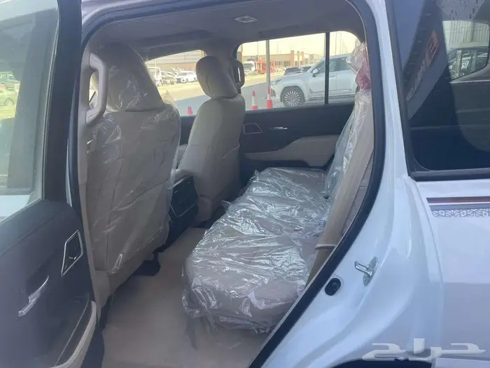 لاندكروزر S جكسار L5 بنزين 2025 - خليجي - ابيض 8