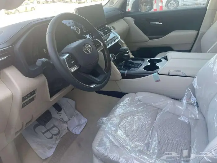 لاندكروزر S جكسار L5 بنزين 2025 - خليجي - ابيض 5