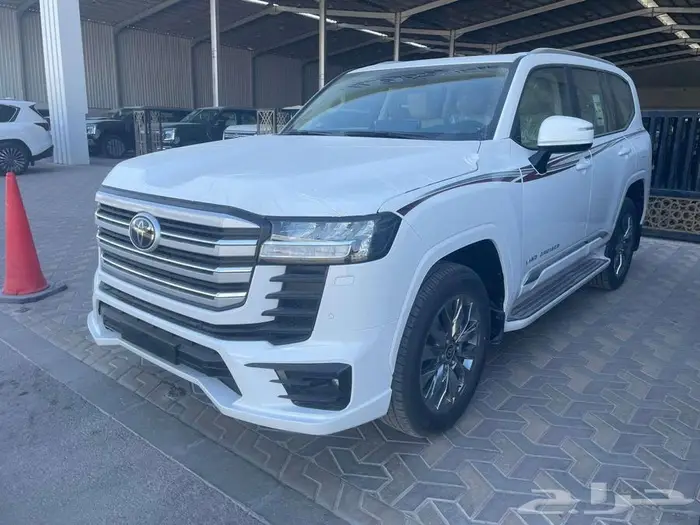 لاندكروزر S جكسار L5 بنزين 2025 - خليجي - ابيض 0