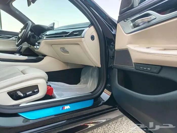 بي إم دبليو 730Li ام كت موديل 2020 9