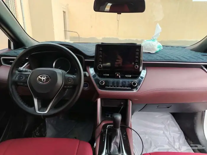 كورولا كروس هايبرد 2024 نص فل للبيع 17