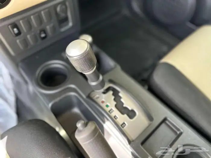 تويوتا FJ 2023 نظيف 7