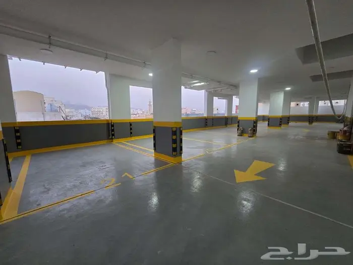 شقة فاخرة ومميزة جدا بتصميم عصري وموقع مميز بالمحمدية 6