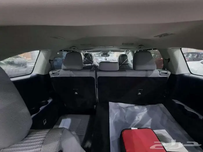 تويوتا هايلندر GLE فتحة هايبرد 2025 ( متوفر لون فضي ) 1