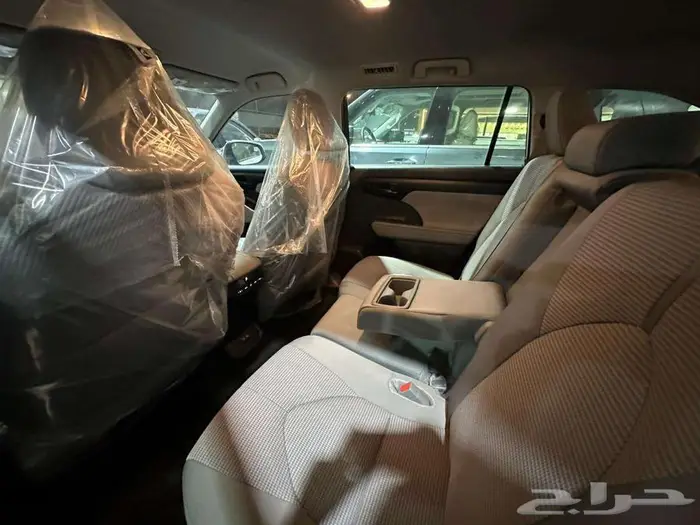 تويوتا هايلاندر LE 4X2 هايبرد 2025 20