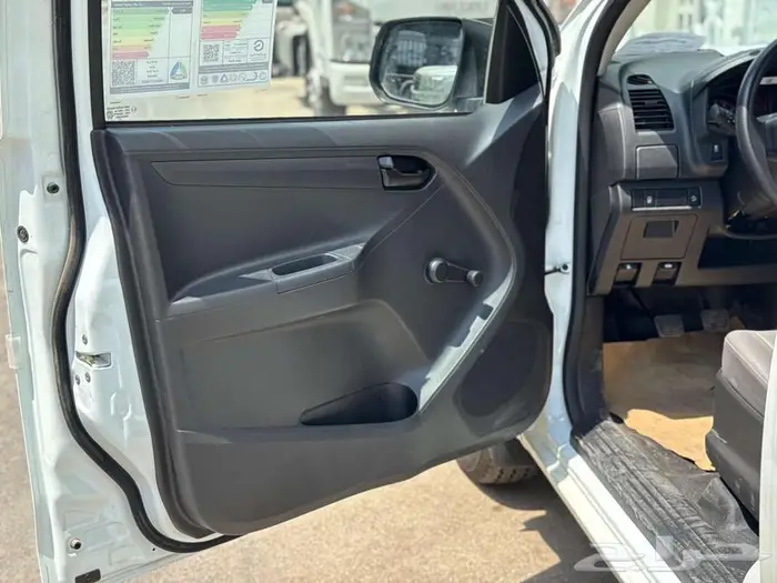 ايسوزو ديماكس غمارة 2026 بدون دبل زجاج (كهرب-عادي) 14