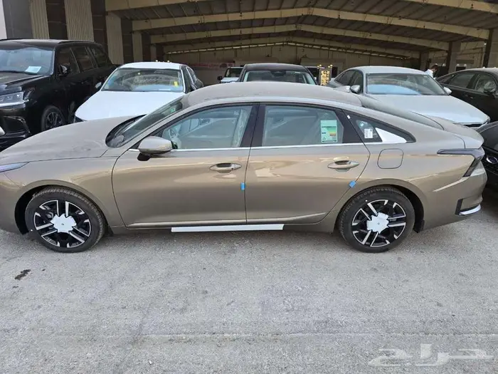 كيا كي 8 ستاندر 3.5لتر موديل 2026 سعودي 2