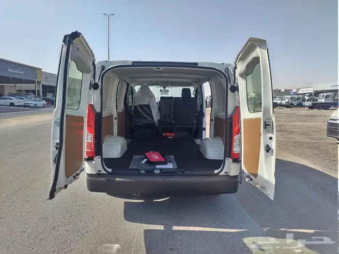 تويوتا هايس 2025 بضاعة ديزل اوتوماتيك سعودى 9