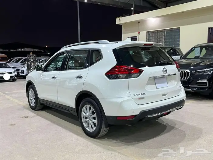 اكس تريل 2022 سعودي دبل 5