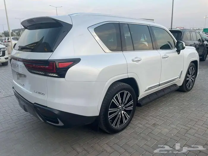 لكزسLX-600 سعودي BB-2023 5