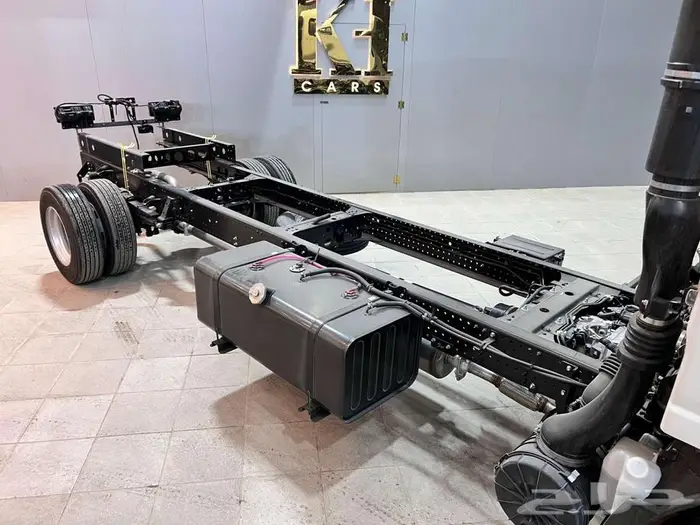 ايسوزو دينا 2025متوفر جميع الاحجام معرض خالد. 8