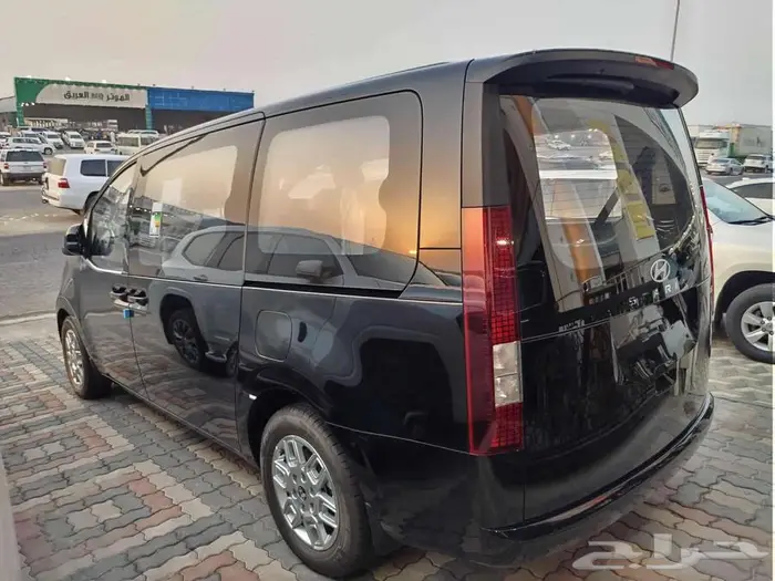 هيونداي ستاريا 2026 ديزل 9 راكب اتوماتيك 11