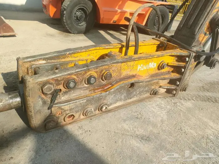 بوكلين حفار Hyundaiموديل Roblex480LC-9T للبيع مجهز شاكوش 19