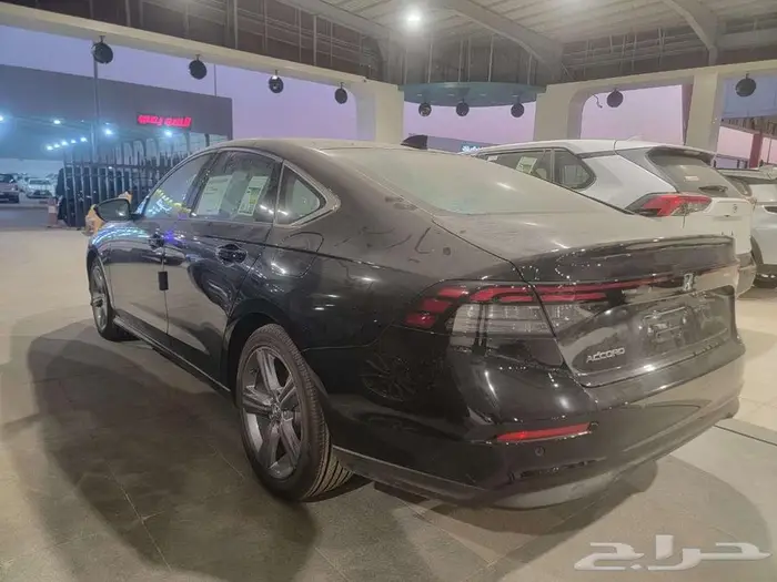 هوندا اكورد EX 2025 5