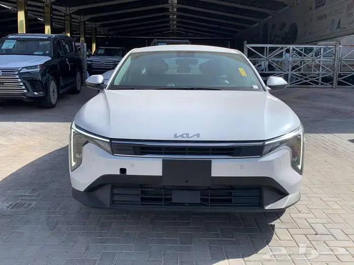 كيا كي 4 ستاندر k4 2026 0