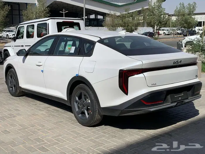 كيا كي 4 ستاندر k4 2026 4