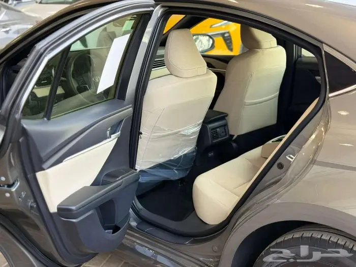 تويوتا كامري ستاندر و نص فل 2025 عروض علي نظام 50 50 3