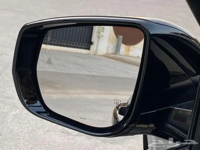 جيب جراند شيروكي لاتيتيود 2023 18