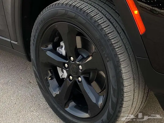 جيب جراند شيروكي لاتيتيود 2023 16