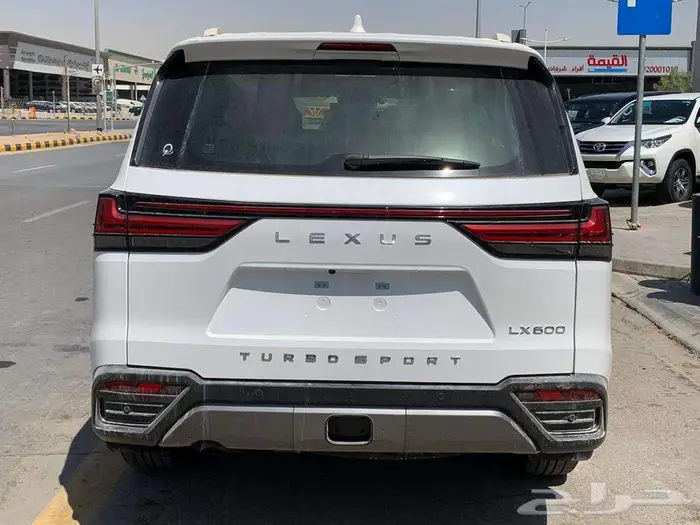 لكزس-LX600 BB -بريمي 2025 5
