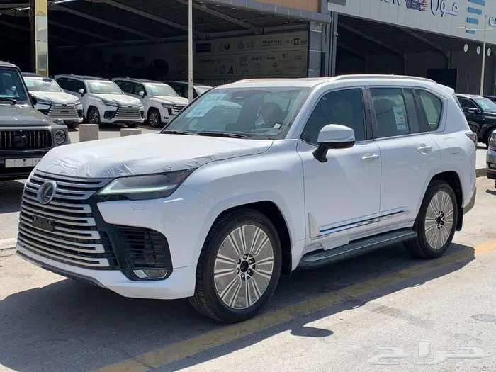 لكزس-LX600 BB -بريمي 2025 1