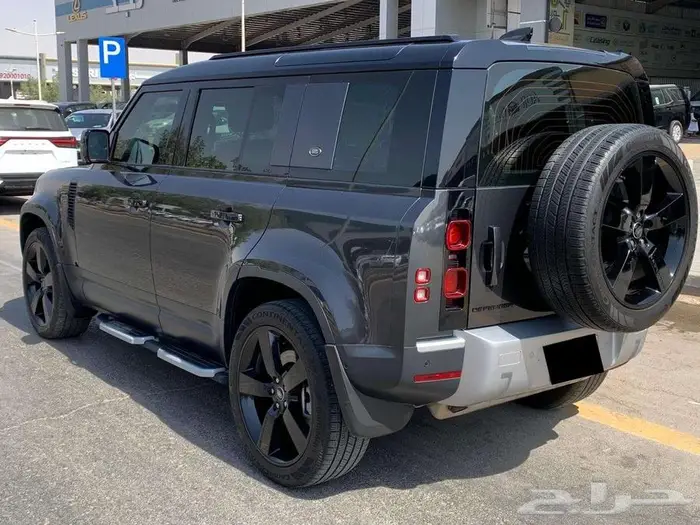 لاندروفر ديفندر 6 سلندر فل كامل 2024 4