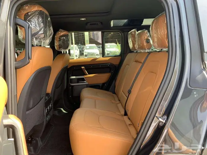 لاندروفر ديفندر 6 سلندر فل كامل 2024 10