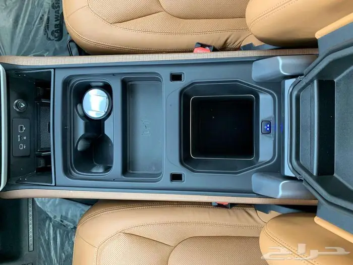 لاندروفر ديفندر 6 سلندر فل كامل 2024 14