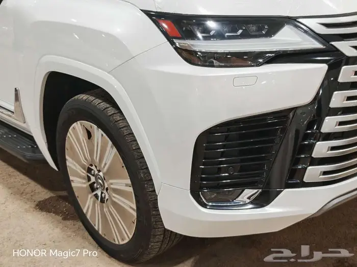 لكزس LX. 600.BBموديل 2024 8