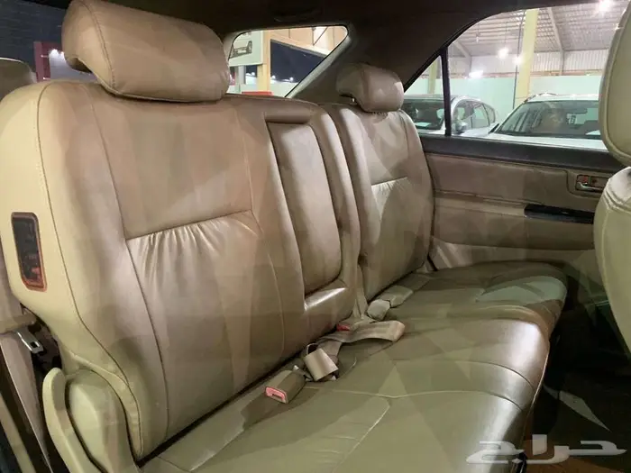 تويوتا فورتشنر موديل 2013 ( بنزين 6 سلندر ) 11