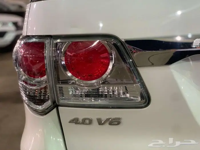 تويوتا فورتشنر موديل 2013 ( بنزين 6 سلندر ) 7