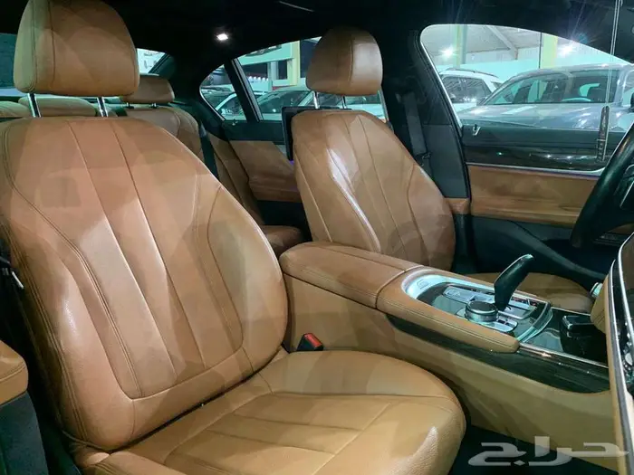 بي ام دبليو 740 Li موديل 2019 فل كامل 14