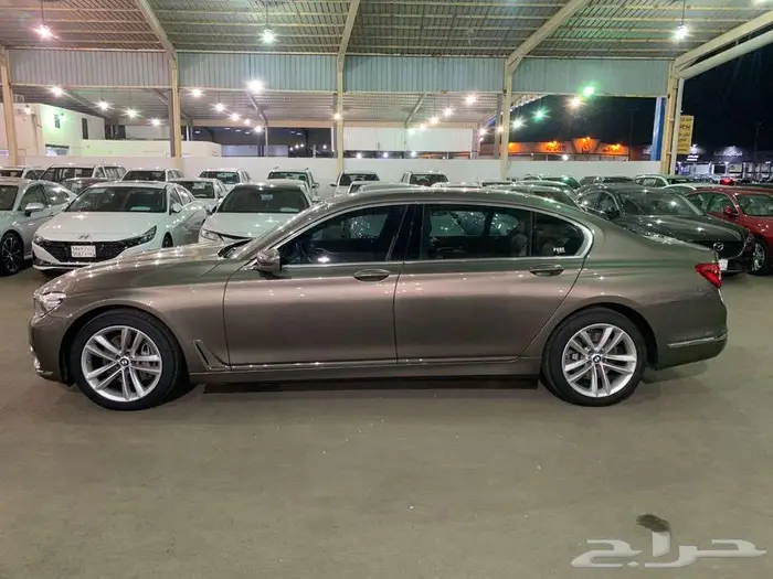 بي ام دبليو 740 Li موديل 2019 فل كامل 4