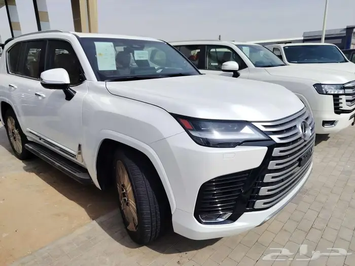 لكزس LX600BB الموديل 2025 4