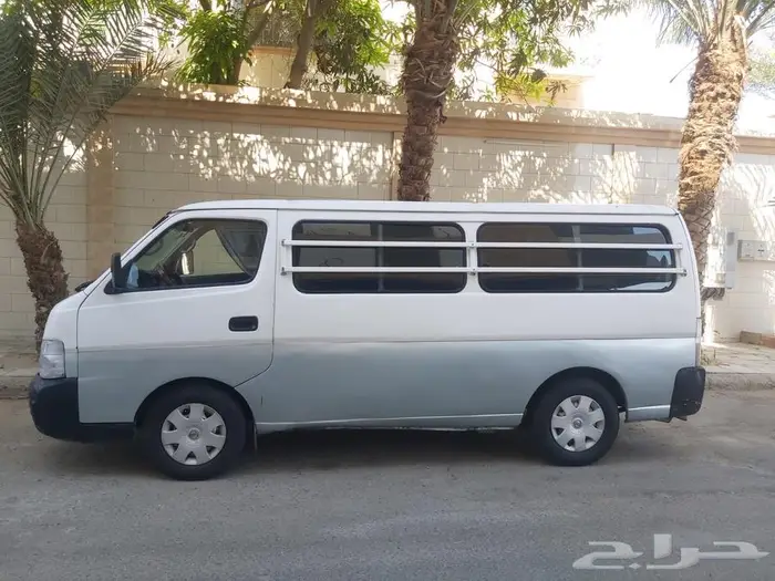 باص نيسان للإيجار الشهري والسنوي 2