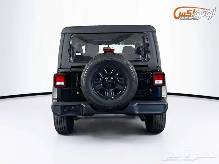 2022 جيب رانجلر سبورت 4