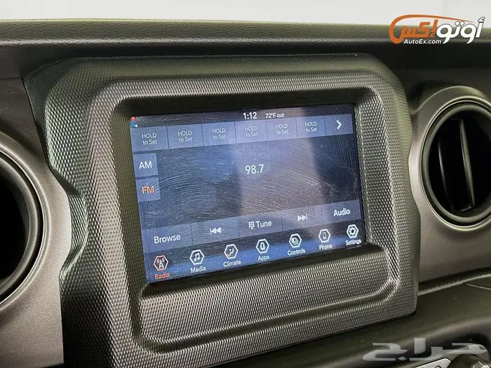 2022 جيب رانجلر سبورت 12