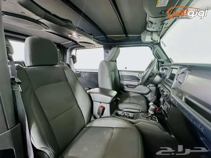 2022 جيب رانجلر سبورت 17