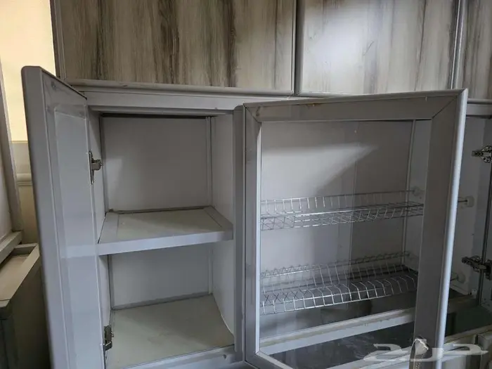 دولاب مطبخ نظيف واستخدام شخصي لفترة محدودة 4