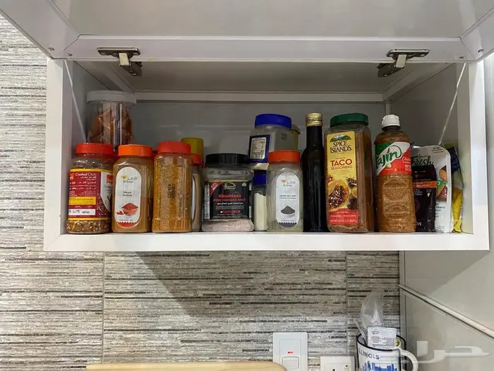 دولاب مطبخ لون ابيض 3