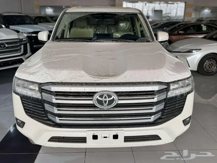 جي اكس ار هدد فتحة سقف بريمي بنزين 2025اللون ابيض - اسود 6