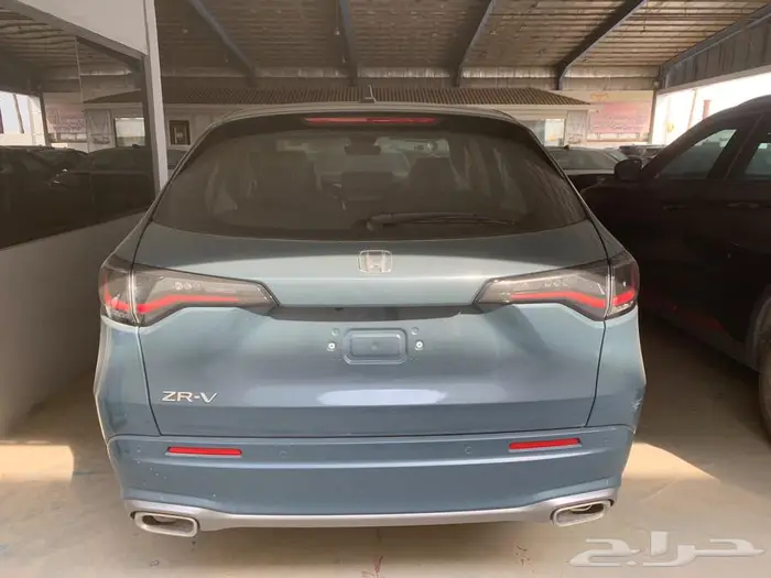 هوندا زد ار في z r v 2024 0