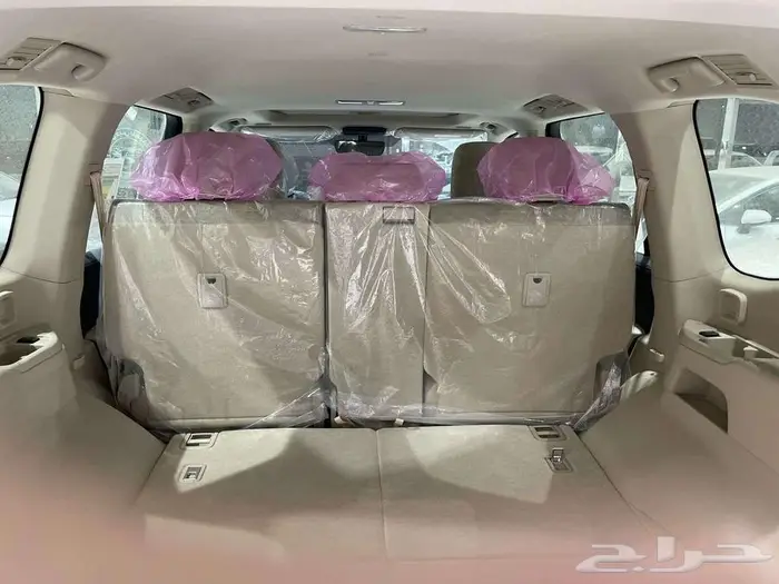 جي اكس ار هدد فتحة سقف بريمي بنزين 2025اللون ابيض - اسود 23