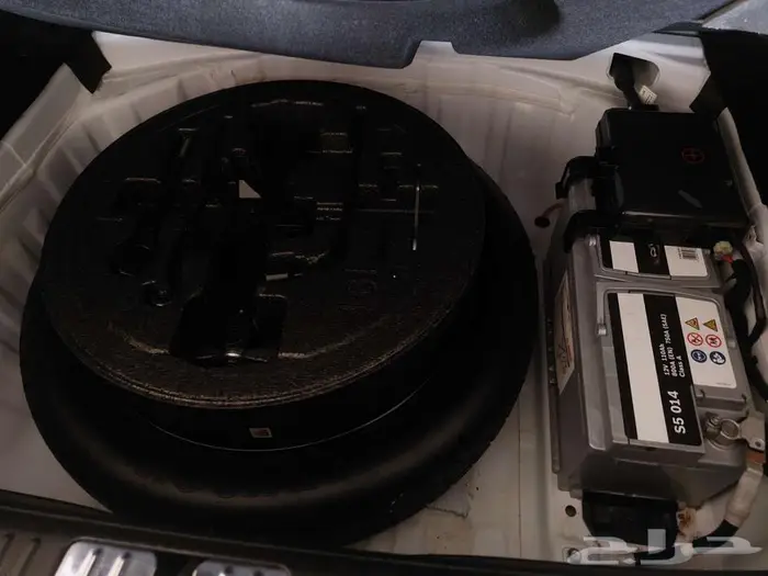 جينسيس G90 2017 رويال V6 نظيفة وكالة 33