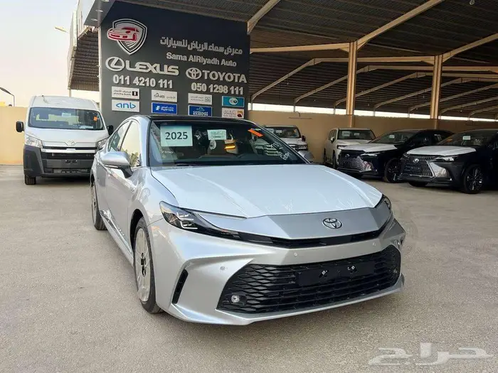 تويوتا كامري LE هايبرد 2025 متاح اقساط و كاش 0