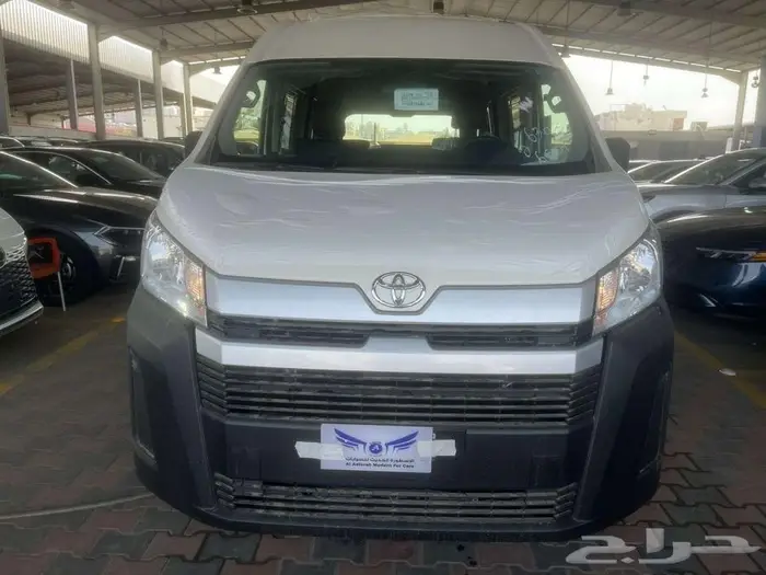 تويوتا باص هايس بضاعة سقف عالي 2026 قير عادي ديزل. سعودي. 0