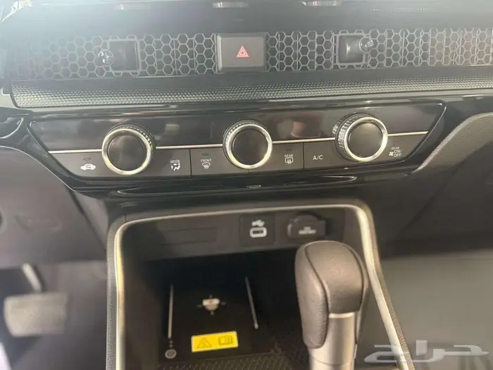 هوندا CRV LX العائلية 7 مقاعد بأقل سعر للكاش والأقساط 8