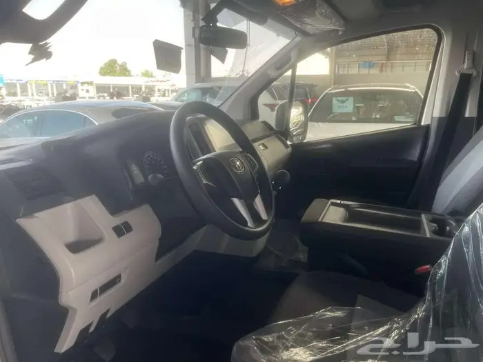 تويوتا باص هايس بضاعة سقف عالي 2026 قير عادي ديزل. سعودي. 7