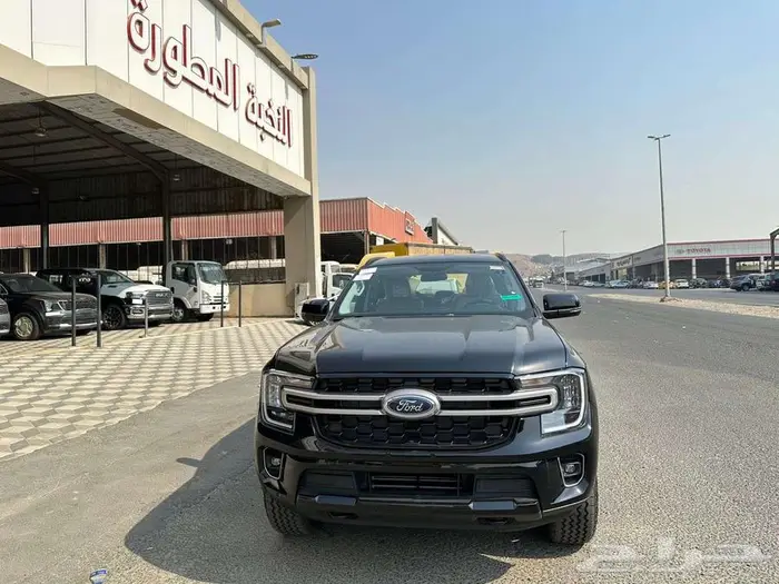 فورد ايفريست XLS دفع رباعي موديل 2025 اقساط او كاش 3
