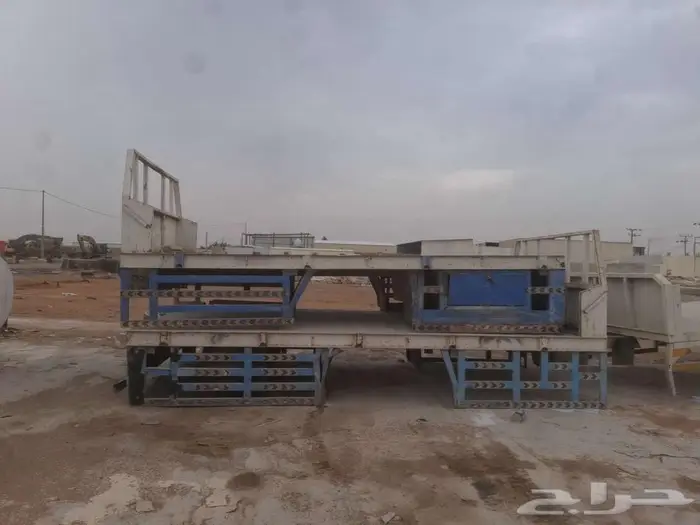 للبيع سطحات لوري 1